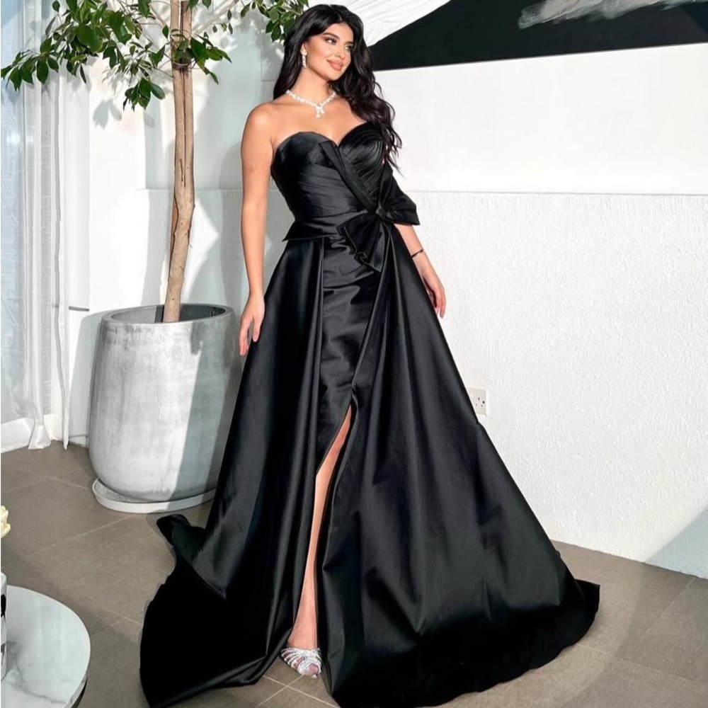 Brand: Tarik Ediz 98487 Dress
USA size :10
EU size :42